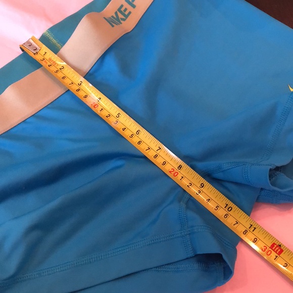 Nike Pro Dri-fit Stretch running shorts wide elastic waist band - Picture 7 of 8